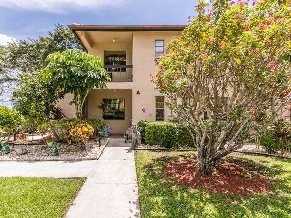 9264 Vista Del Lago 24-B, Boca Raton, FL 33428