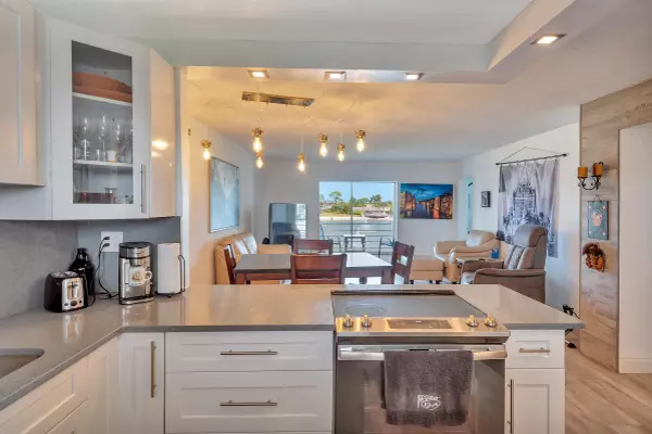 Lake Worth, FL 33461,2724 N Garden DR 308