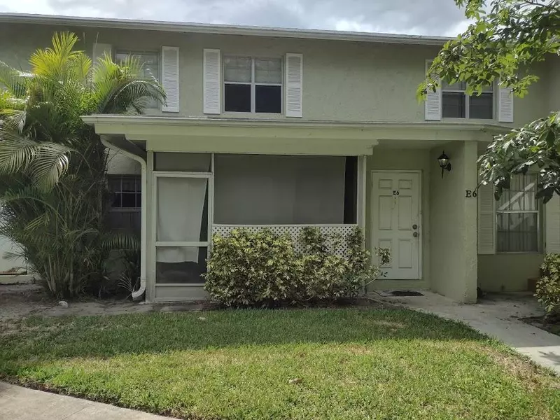 12076 Alternate A1a E6, Palm Beach Gardens, FL 33410