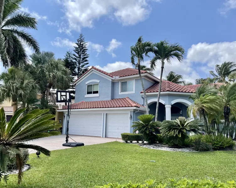 19621 Star Island DR, Boca Raton, FL 33498