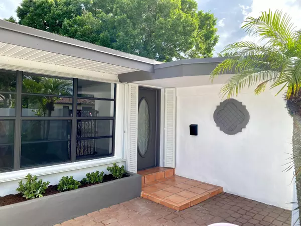 Wilton Manors, FL 33334,1532 NE 27 ST