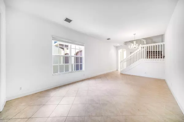 West Palm Beach, FL 33411,2812 Eagle Rock CIR 2