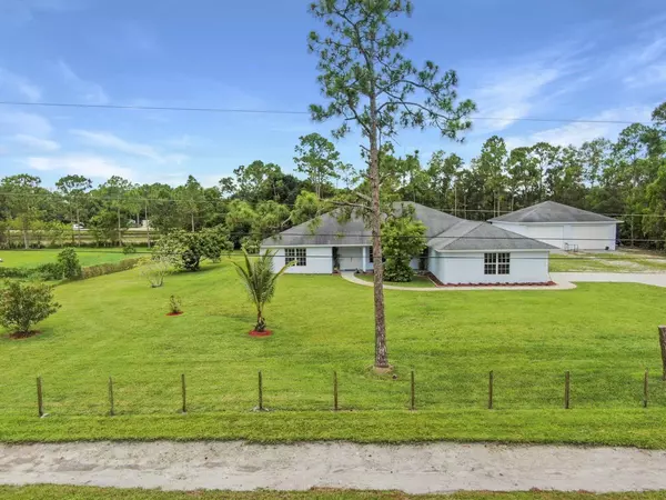 12904 N 61st ST, The Acreage, FL 33412