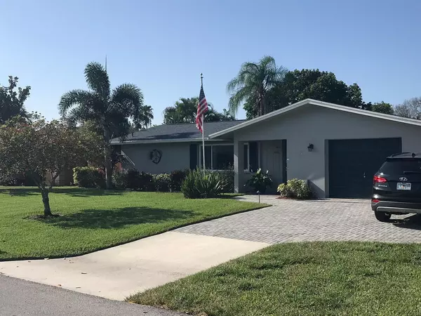 Palm Beach Gardens, FL 33410,4256 Gardenia DR