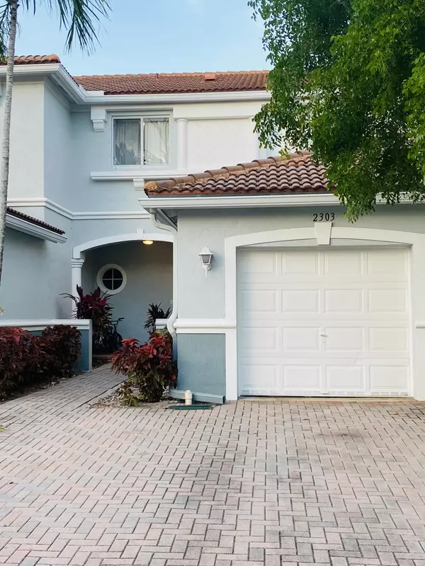 2303 Center Stone LN, Riviera Beach, FL 33404