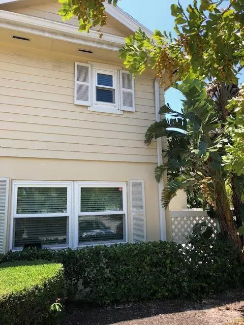 Lake Clarke Shores, FL 33406,8164 Andover CT 64a