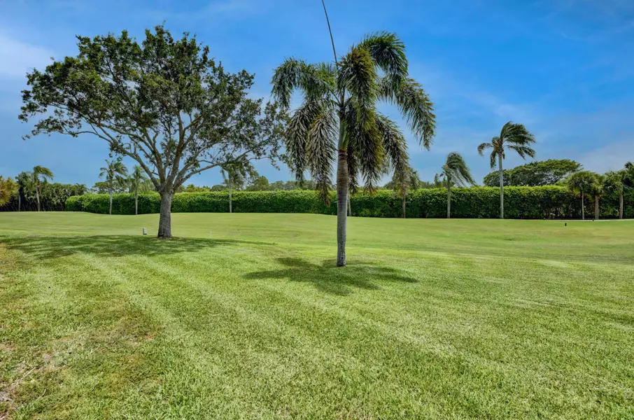 8 Stratford DR C, Boynton Beach, FL 33436