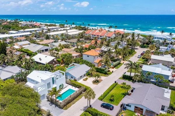 Ocean Ridge, FL 33435,21 Hersey DR