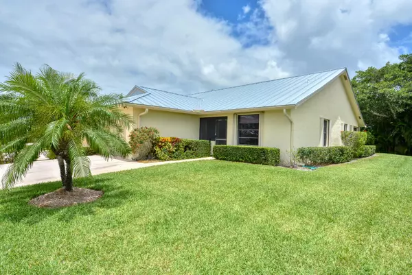 7877 SE Sugar Sand CIR, Hobe Sound, FL 33455