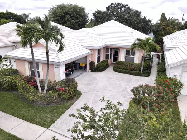 8725 Wakefield DR, Palm Beach Gardens, FL 33410