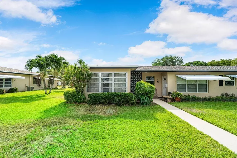 957 Circle DR A, Delray Beach, FL 33445