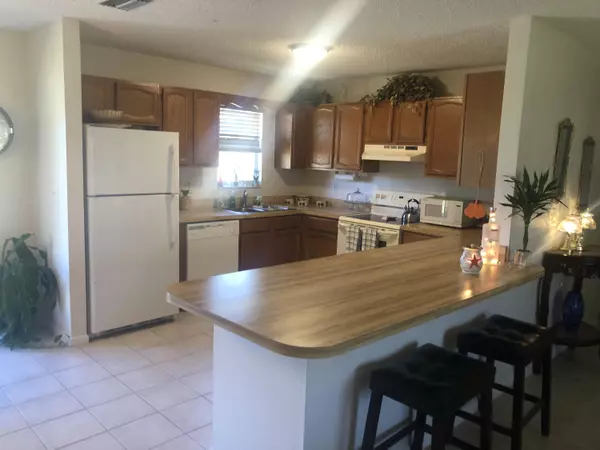 Port Saint Lucie, FL 34983,542 NW Cornell AVE