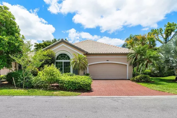 Palm Beach Gardens, FL 33418,952 Augusta Pointe DR