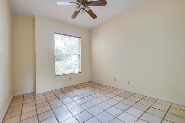 Jupiter, FL 33458,188 Hampton CIR