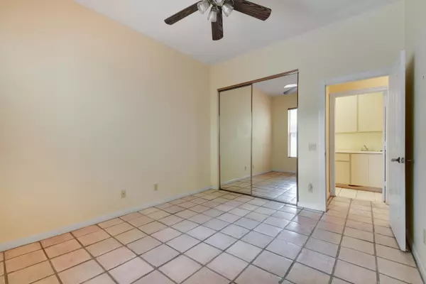 Jupiter, FL 33458,188 Hampton CIR