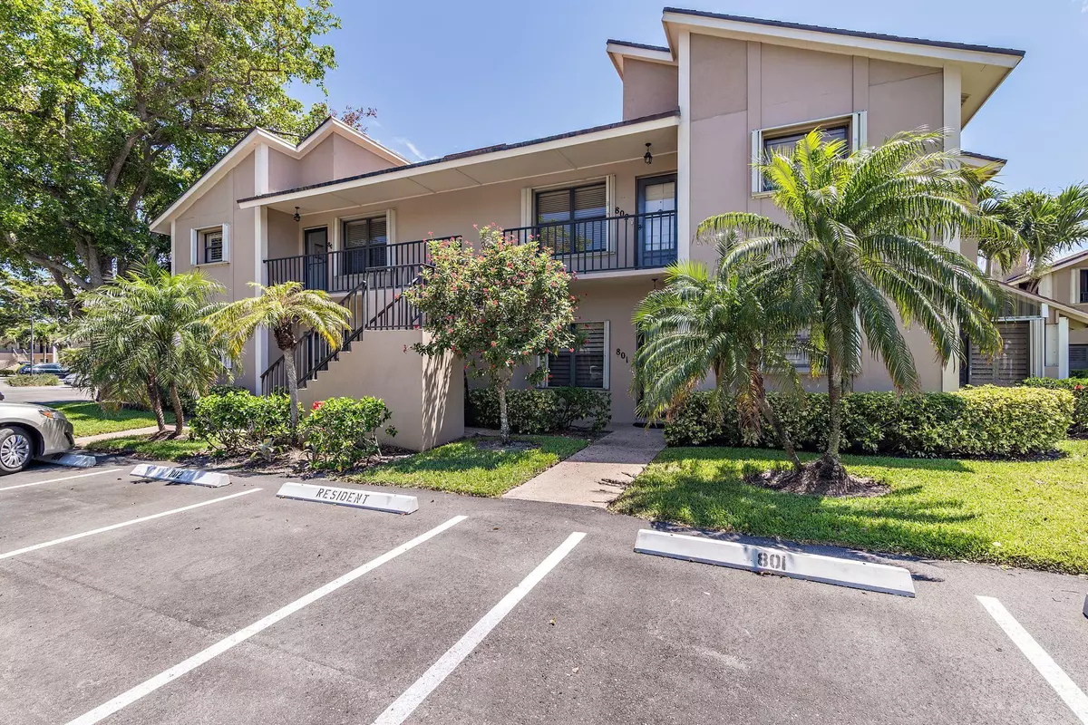 Jupiter, FL 33477,802 Clubhouse CIR