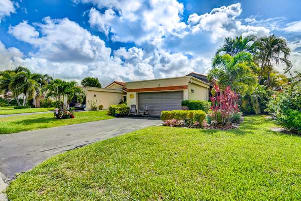 Boynton Beach, FL 33437,5600 Piping Rock DR