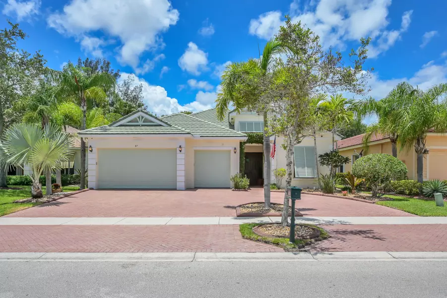 87 Palm Beach Plantation BLVD, Royal Palm Beach, FL 33411