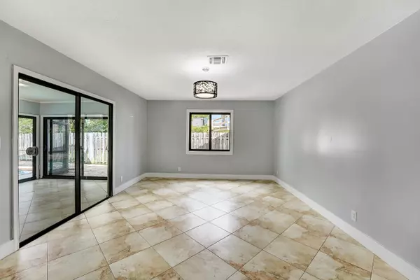 Deerfield Beach, FL 33442,3110 SW 4th ST