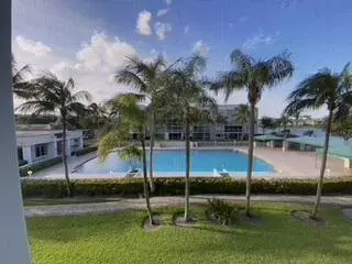 7552 Granville DR 303, Tamarac, FL 33321