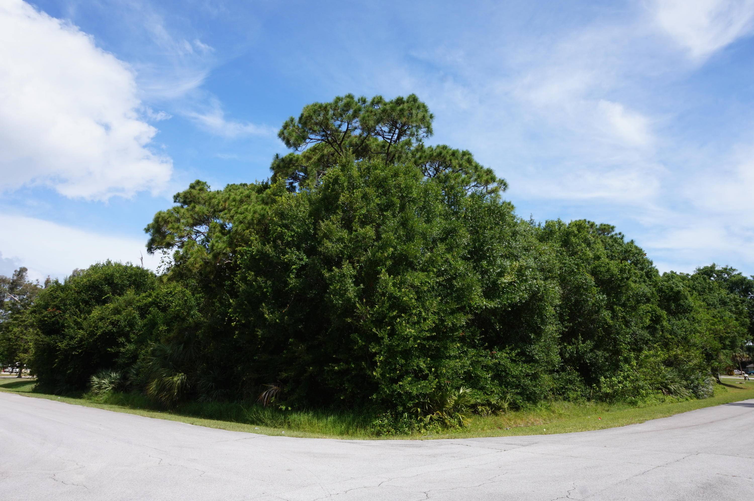 5707 Shannon DR, Fort Pierce, FL 34951
