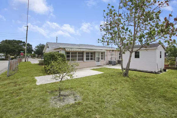 Jupiter, FL 33458,316 N Pennock LN