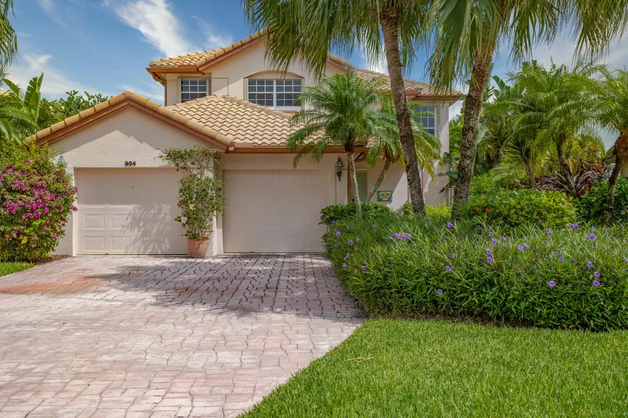 904 Augusta Pointe DR, Palm Beach Gardens, FL 33418