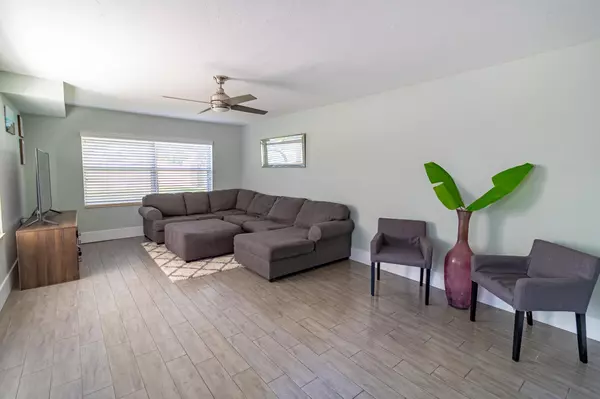 Lake Clarke Shores, FL 33406,8145 Bridgewater CT 45c