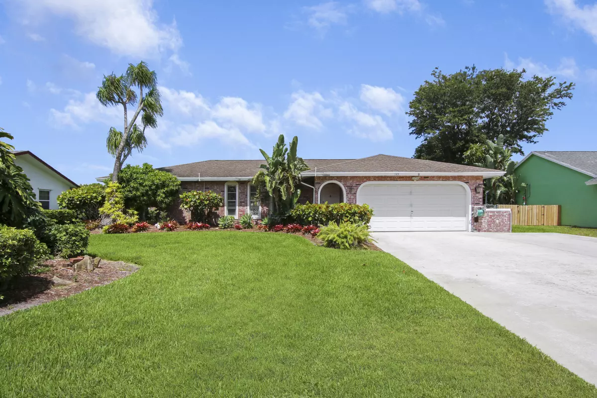 Royal Palm Beach, FL 33411,149 Meadowlark DR