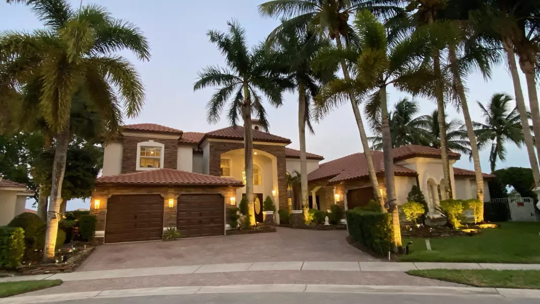 9880 Via Bernini, Lake Worth, FL 33467