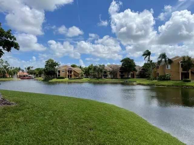 Pembroke Pines, FL 33025,8375 SW 5th ST 205