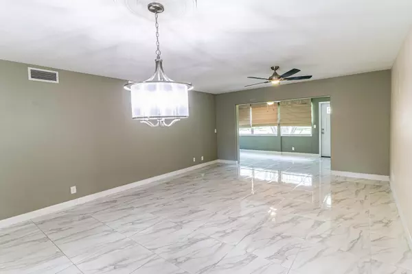 Lake Worth, FL 33467,439 Franconia CIR