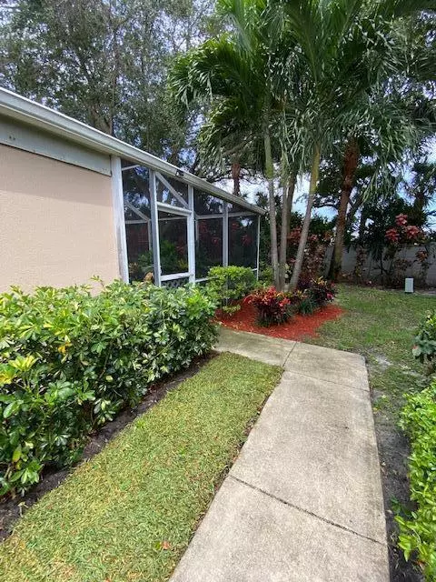 Palm Beach Gardens, FL 33403,204 Sun Terrace CT