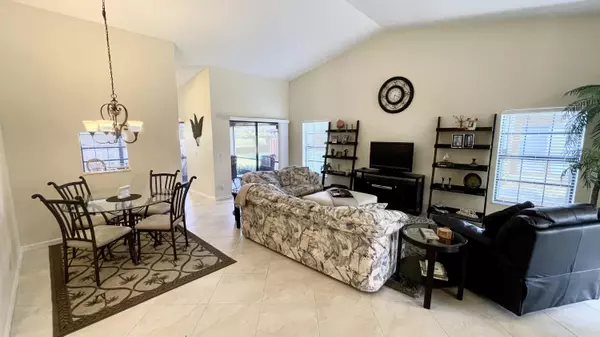 Boynton Beach, FL 33437,9982 Watermill CIR F