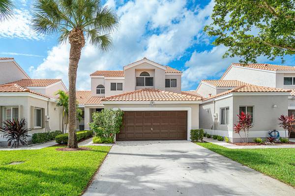 10457 Lake Vista CIR, Boca Raton, FL 33498