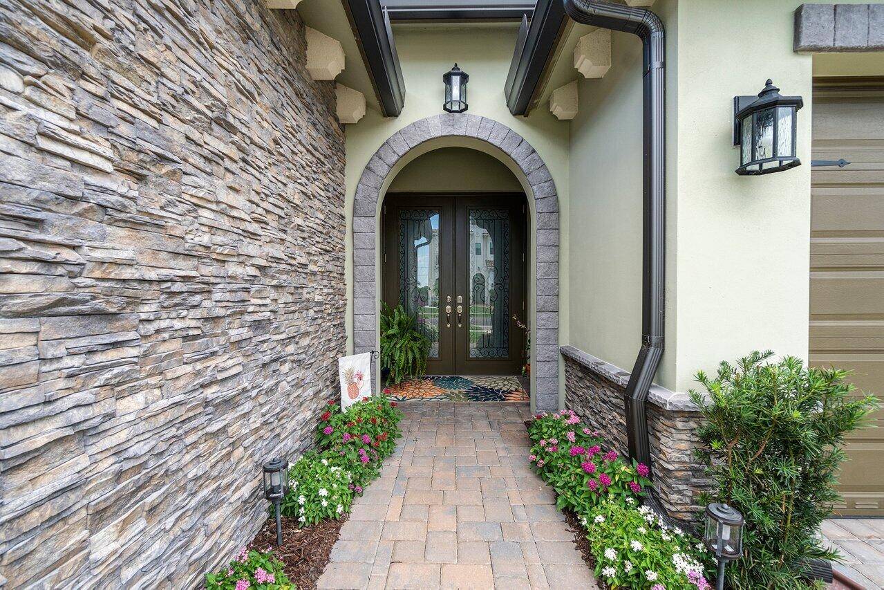 Boynton Beach, FL 33472,8636 Grand Prix LN