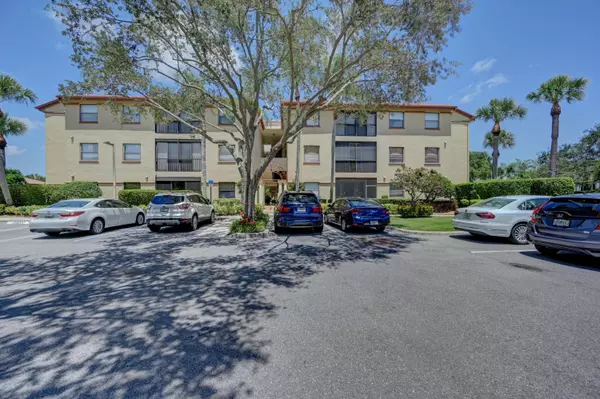 Boynton Beach, FL 33437,5099 Splendido CT J