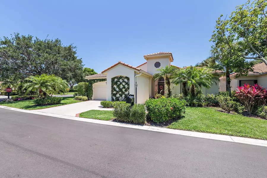 3470 Lantern Bay DR, Jupiter, FL 33477