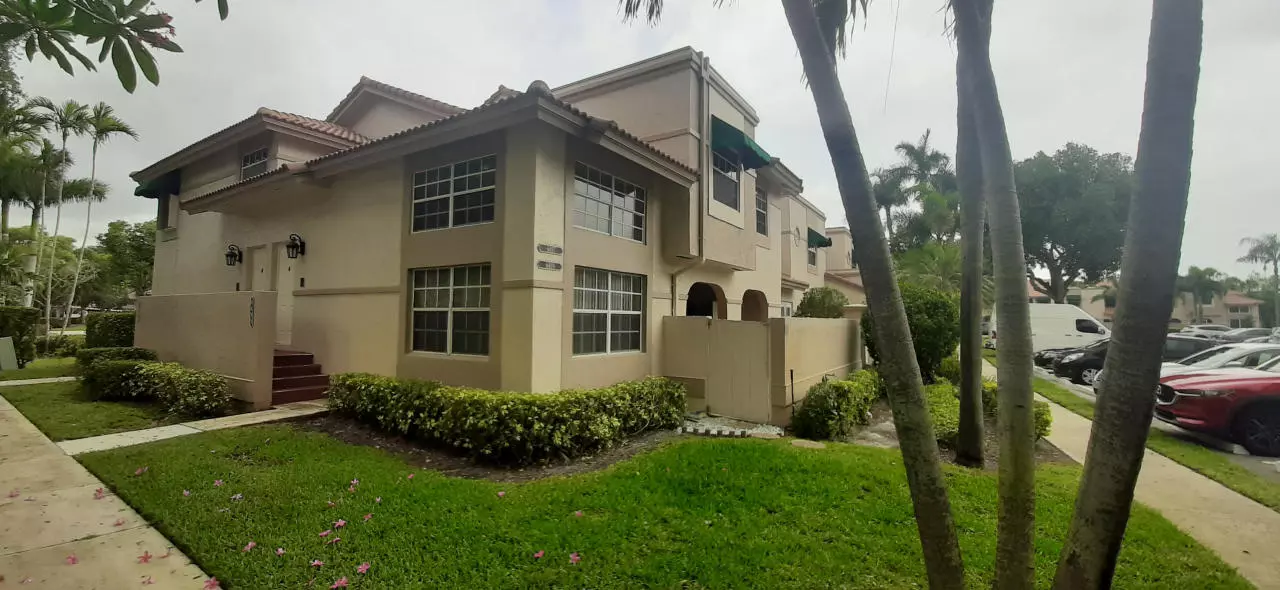 6497 Via Regina, Boca Raton, FL 33433