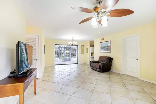 Coconut Creek, FL 33066,4400 NW 10th ST