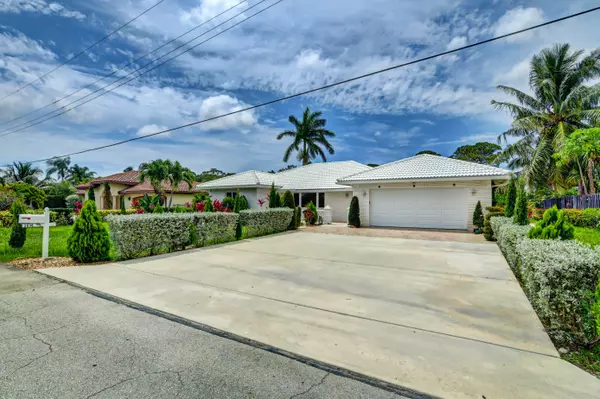 Boca Raton, FL 33486,2036 Sharon ST