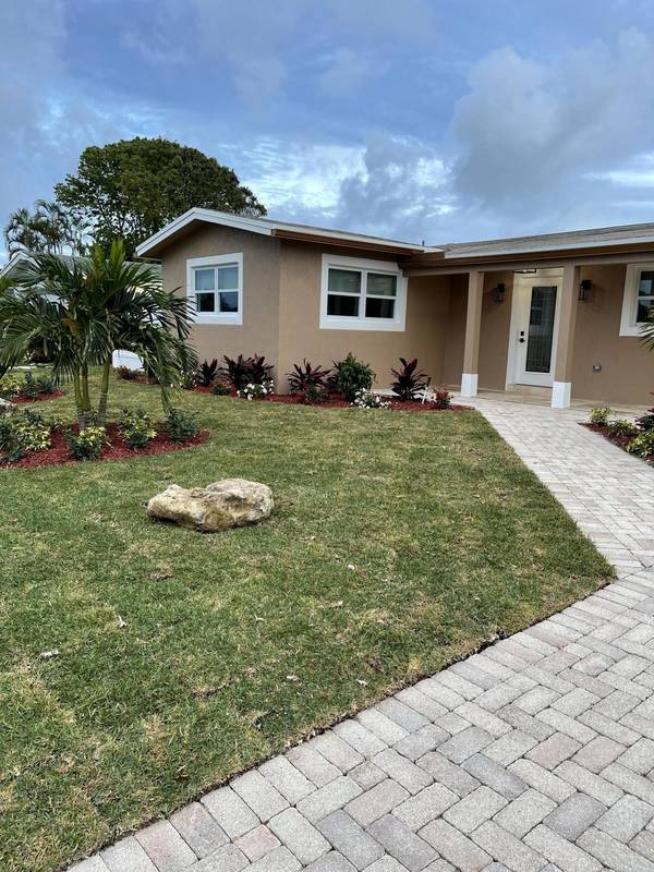 Boca Raton, FL 33486,1280 W Camino Real