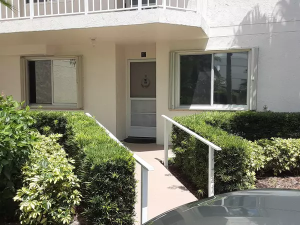 Lake Worth, FL 33467,3146 Via Poinciana 117