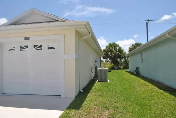 Fort Pierce, FL 34951,6636 Alemendra ST