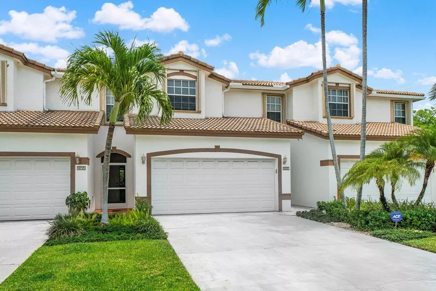 885 Dogwood DR, Delray Beach, FL 33483