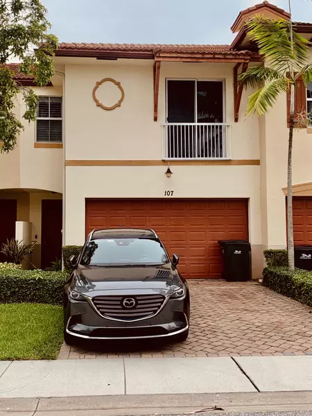 107 E E Prive CIR, Delray Beach, FL 33445