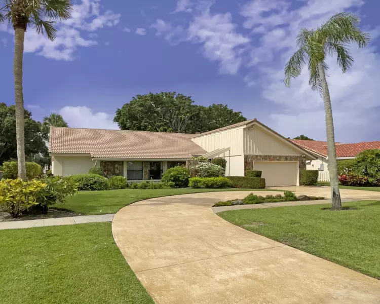 5302 Piping Rock DR, Boynton Beach, FL 33437