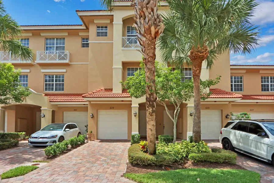 5113 W Artesa WAY, Palm Beach Gardens, FL 33418