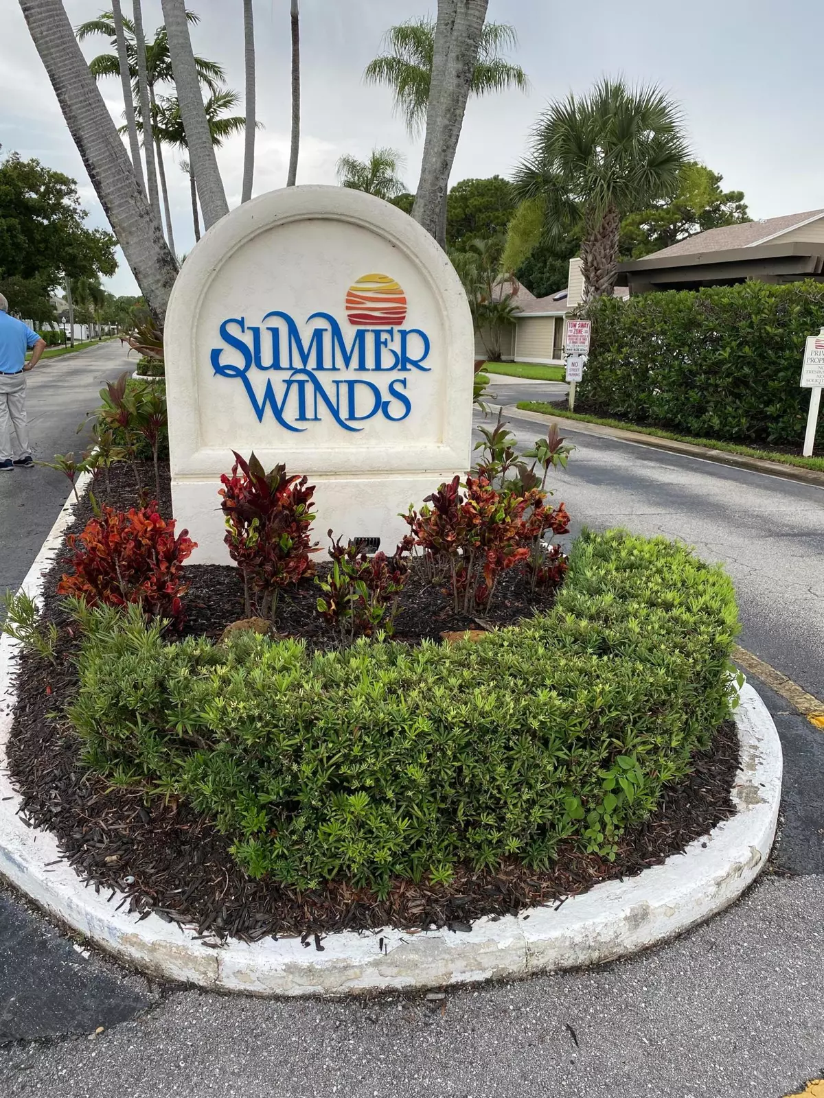 Jupiter, FL 33458,1002 Summer Winds LN