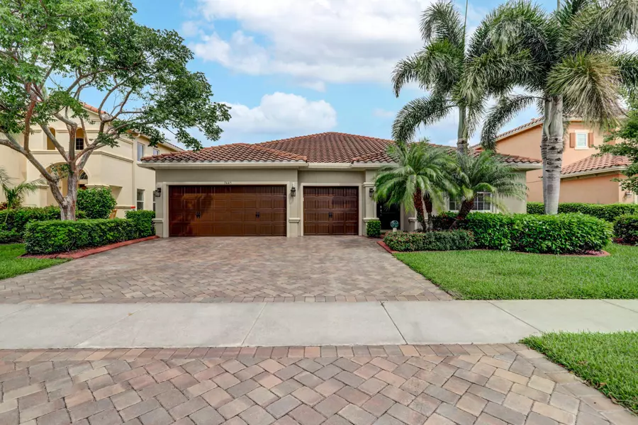 3445 Oakmont Estates BLVD, Wellington, FL 33414